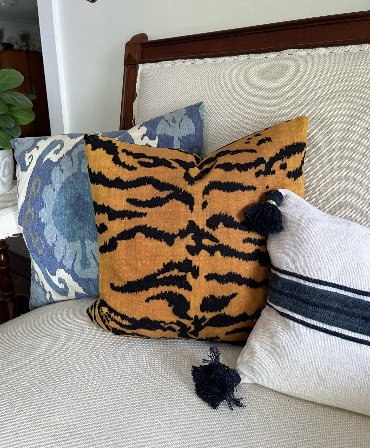 Designer dupe, animal print, mob wife, look for less, Scalamandre 

#LTKfindsunder50 #LTKhome