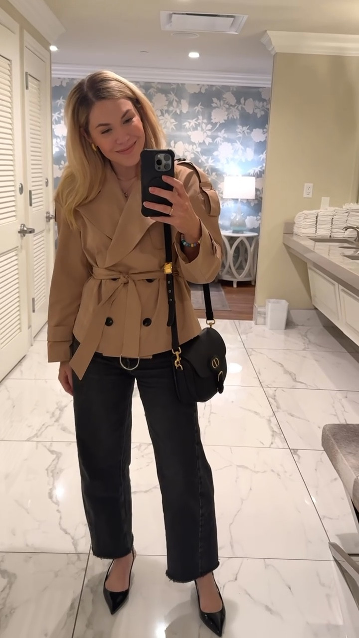 This Amazon trench is so luxe looking!
Dior bag 
Barrel jeans 


#LTKSeasonal #LTKOver40 #LTKmomlife
