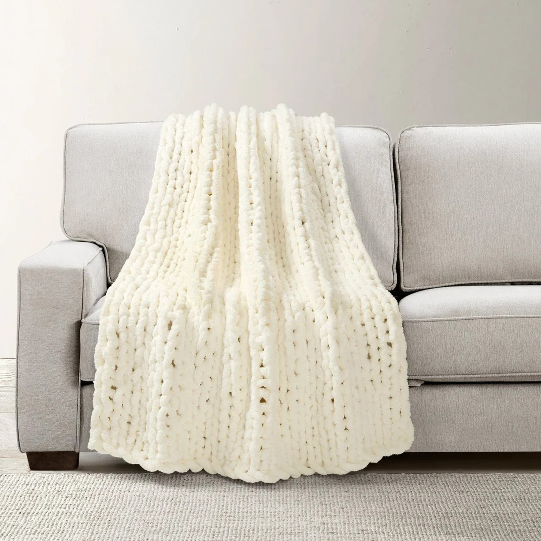Hygge Ultra Soft Chenille Chunky Knit Throw | Lush Decor