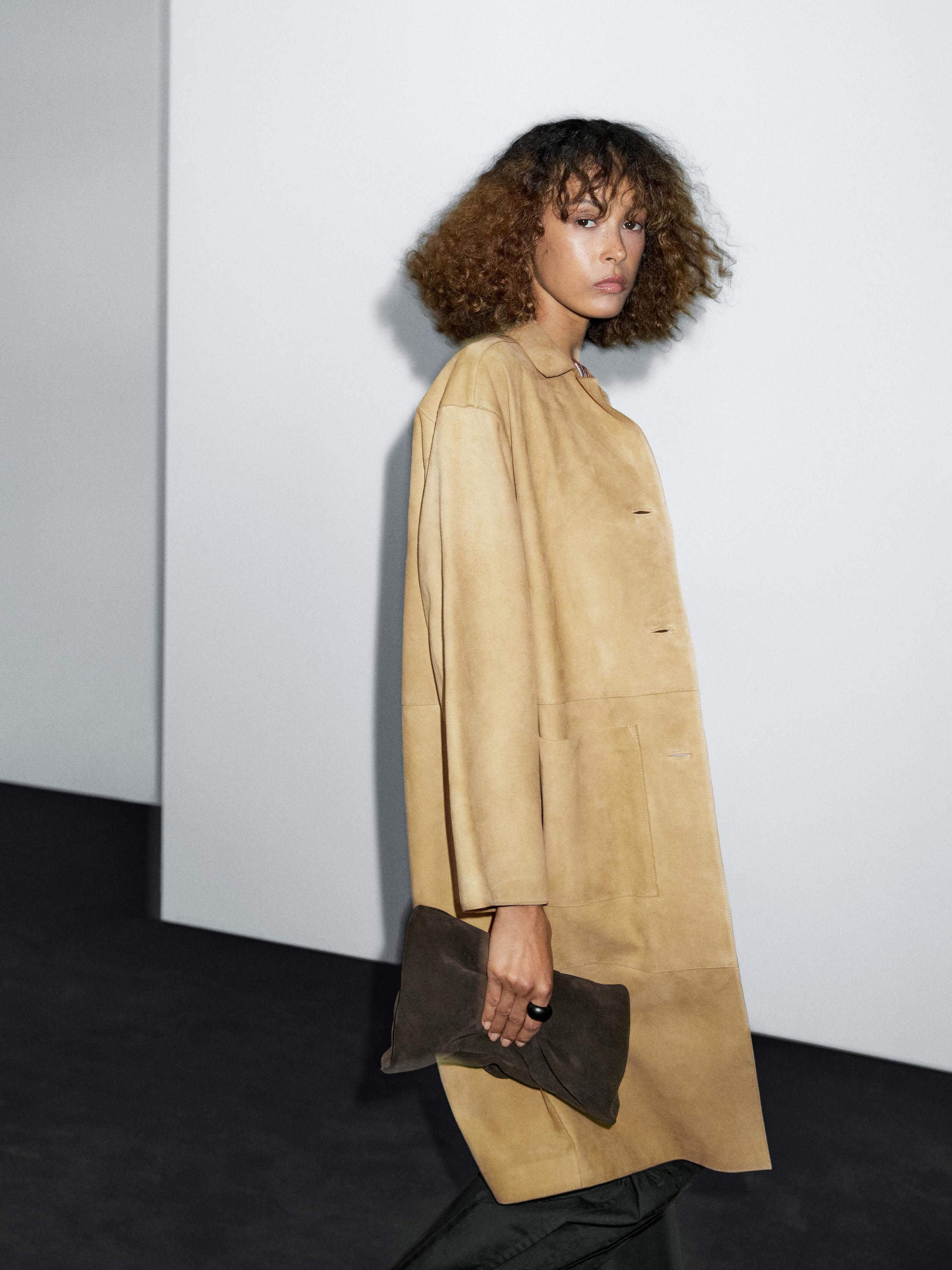 Langer Mantel aus Wildleder | Massimo Dutti DE