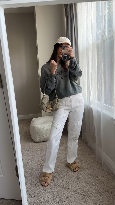 📌 SAVE for inspo! 6 Ways To Style Cargo Jeans

No need to be intimidated by this huge SS23 trend! It’s actually extremely easy to style cargos, especially if you pick a pair with a timeless shape like this straight leg pair from @agolde . Just style them in place of your standard denim and keep the rest of the outfit a bit more minimal to let the cargos shine! I chose this white pair as I think these are the best for dressing up and down and perfect for upcoming spring and summer seasons! 

Let me know which is your favorite look in the comments!

Linking these jeans (I’m wearing my true to size and I’m 5’3” for reference) as well as same/similar pieces to the rest of my outfit in stories (saved to OOTD highlights) and bio to shop! 

 #ruestiic 
#minimalstyle #minimalfashion #effortlessstyle #neutralstyle #minimalchic #trendyoutfits #effortlesschic #scandistyle #springtrends #pinterestaesthetic   #oversizedshirt #discoverunder50k #minimaloutfit #minimaliststyle #howtostyle #stylingreel #styletips  #chicmom #ss23 #springtrends #dissh #aninebingmuse #cargopants #cargotrend #cargojeans #agolde #cargo #verafiedgirls 


#LTKFind #LTKstyletip #LTKSeasonal