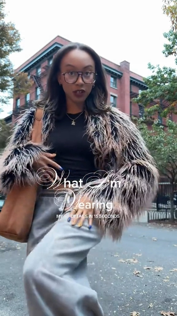 my fit in 15 seconds - ya’ll feeling it?

wearing:
🧥 @freepeople 
👖 @zara 
👜 @gap 
👢 @ugg


Saturday nyc ootd outfit style statement coat free people fall winter jacket fringe coat New York City OOTD cold weather style inspo cozy weekend style 

#LTKFindsUnder50 #LTKSeasonal #LTKStyleTip