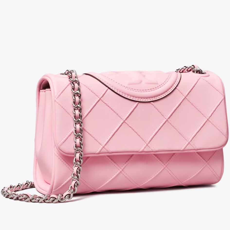 New Tory Burch bag 🤍😍

#LTKSeasonal #LTKSale #LTKsalealert