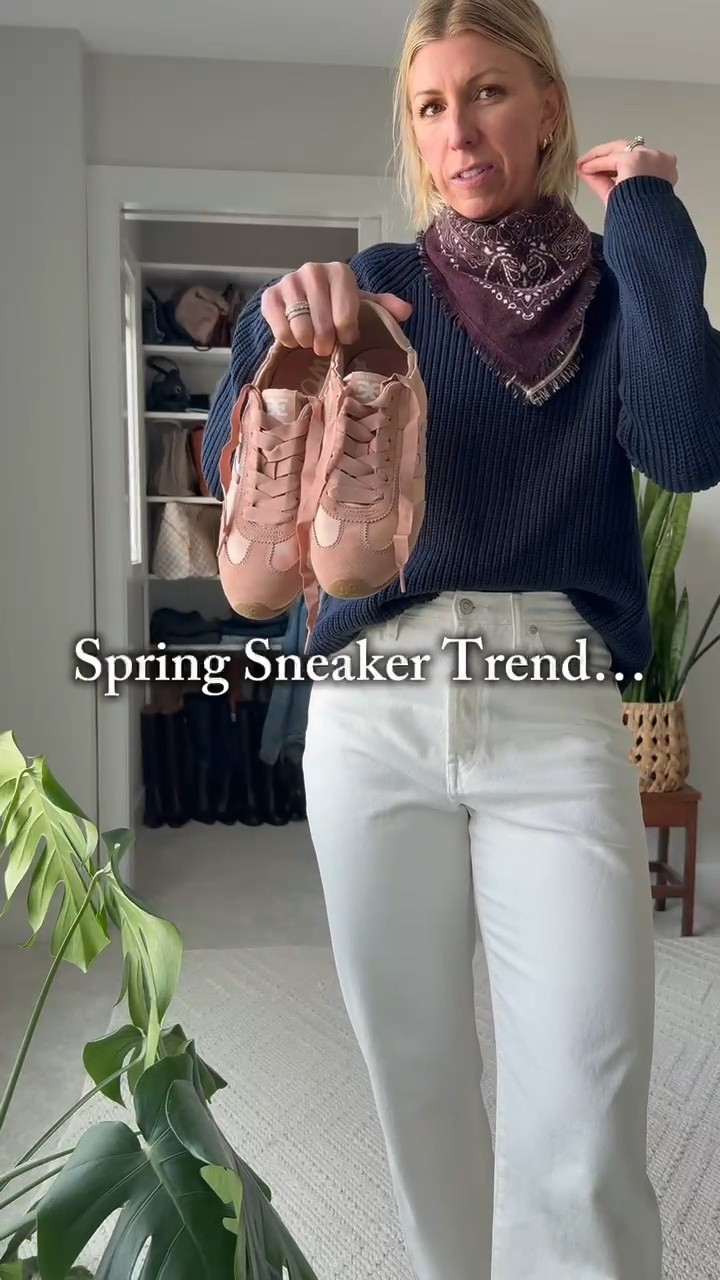 New Spring Sneakers🌸

#LTKmomlife #LTKootd #LTKValentine