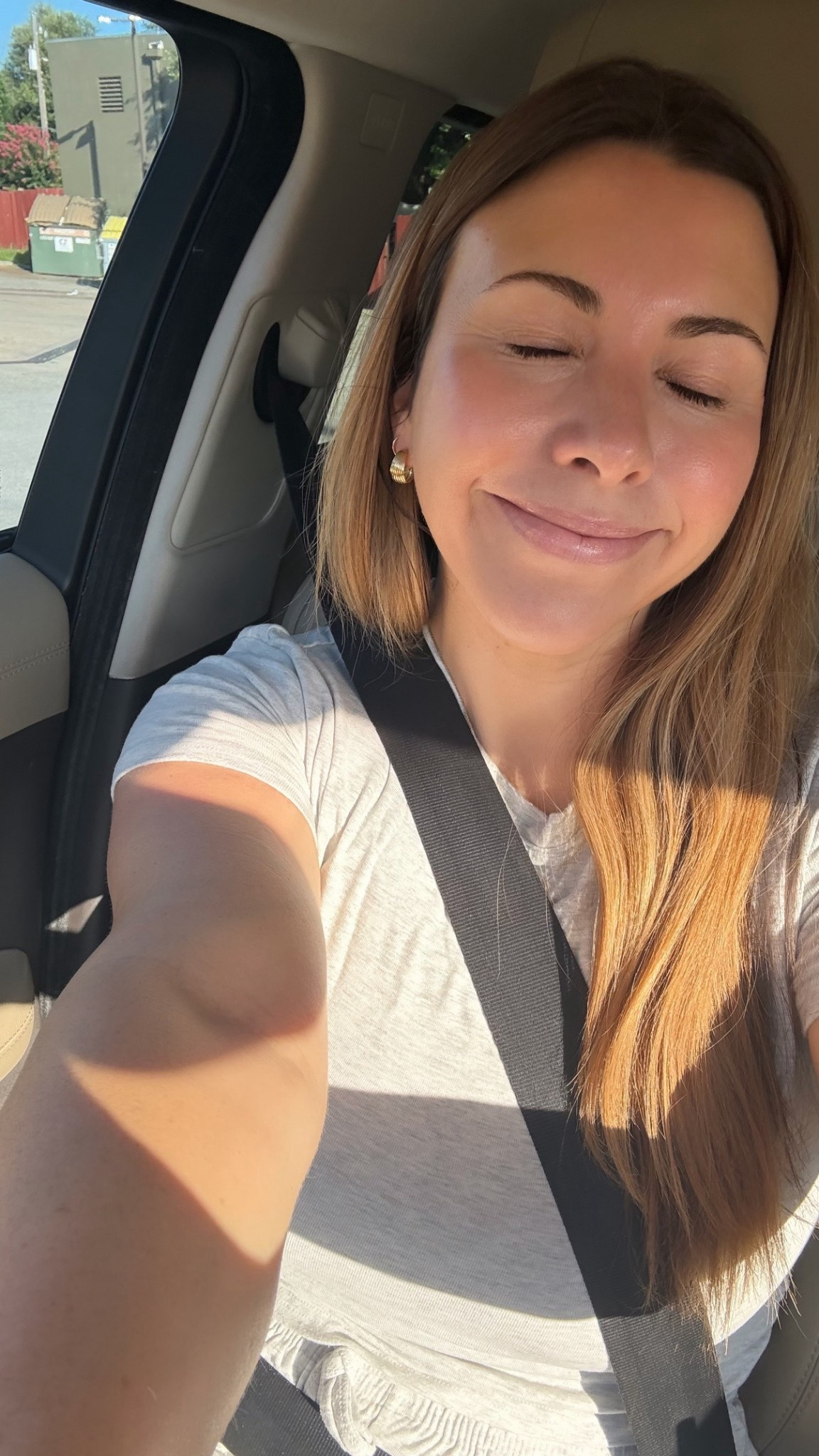 The 2 products I use to cover tired mom eyes, I hardly use concealer anymore these are THAT GOOD

#LTKBeauty #LTKFindsUnder50 #LTKStyleTip