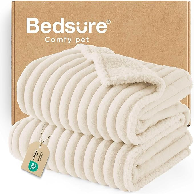 Bedsure Waterproof Dog Blankets for Large Dogs - Soft Pet Cat Blanket Corduroy Fleece for Couch B... | Amazon (US)