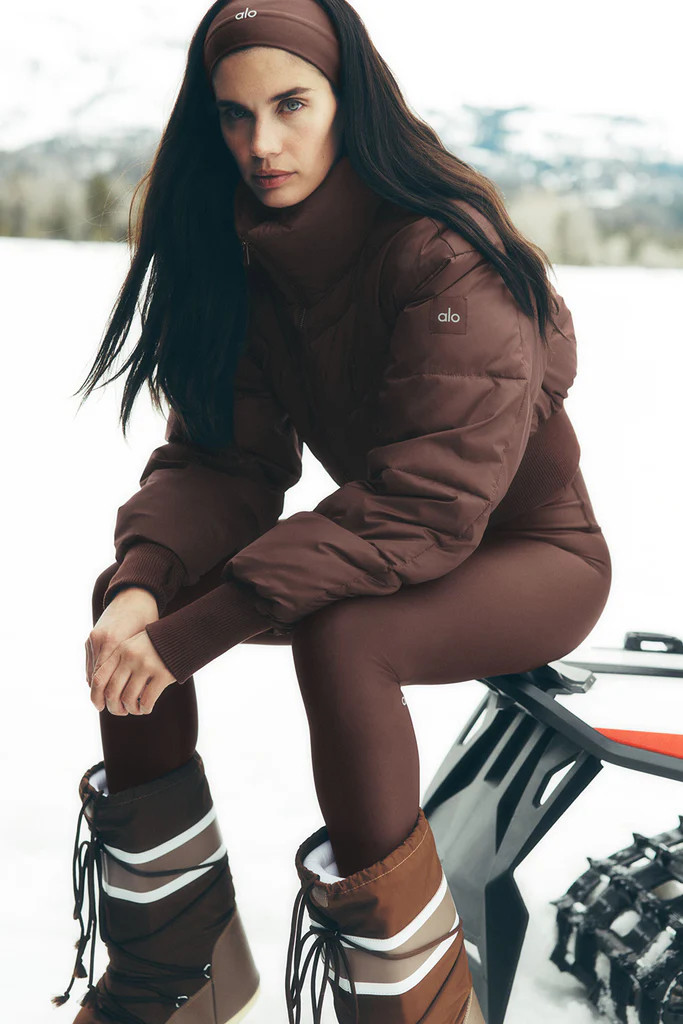 Cropped Atmosphere Puffer | Alo Yoga (US)