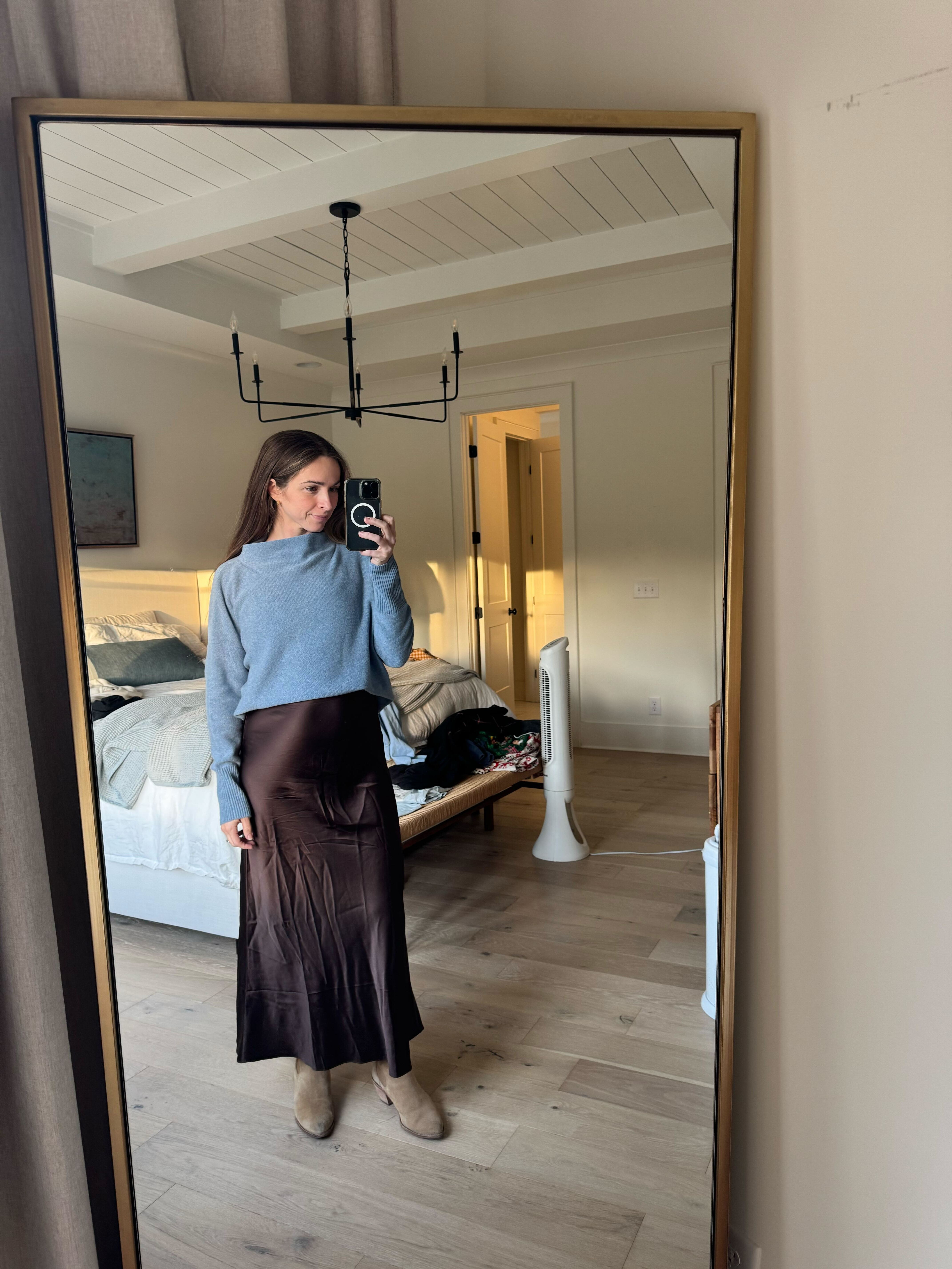 Runner up from ya'lls votes for an easy holiday dinner look ❄️ | Size Medium in both to make room for my 17 week bump.

 

 #LTKHoliday #LTKSeasonal #LTKBump