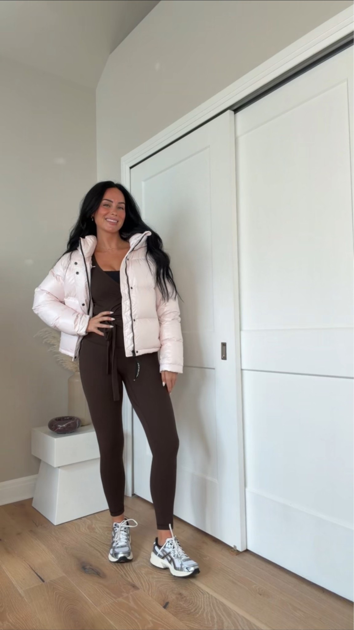 Aritzia outfit Inspo ✨

My sizing 5’7, 145lbs, 32dd
I’m wearing a size small jacket & bra, size medium wrap, size 6 leggings. 

@Aritzia #aritziapartner #ad