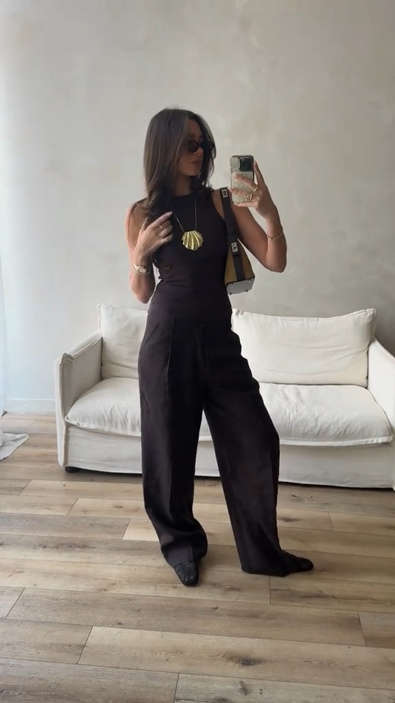 outfit of the day 🤎 first 100 orders are are getting this stunning FREE necklace with purchase 

 