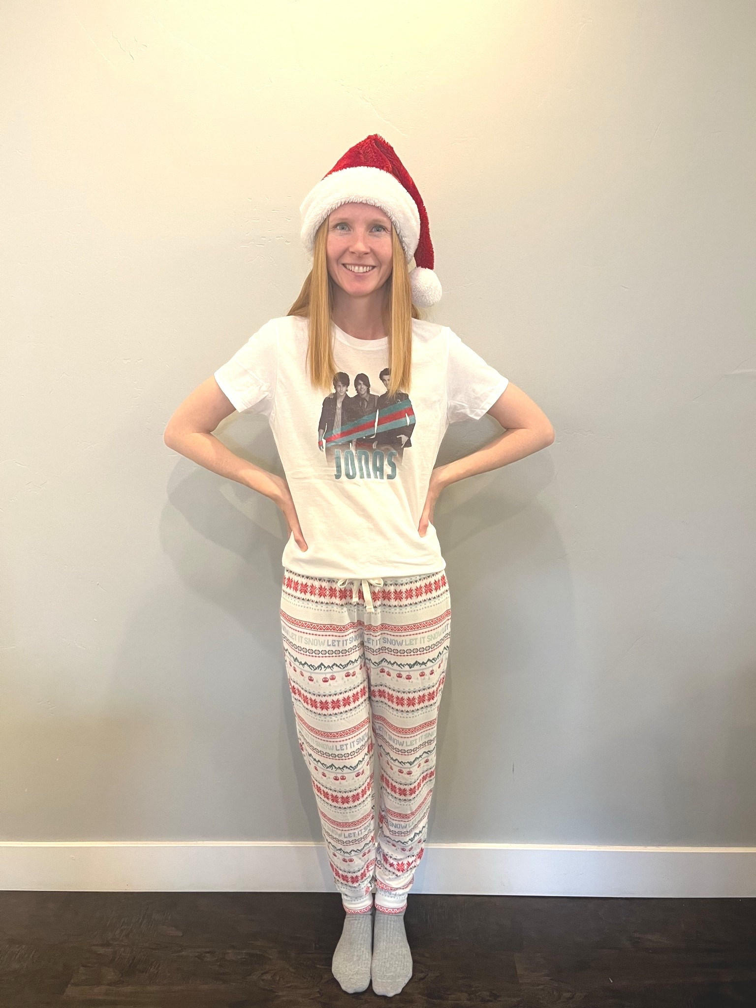 A Very Jonas Christmas Movie outfit 🎄🎅

I’m wearing size small in the Jonas Brothers shirt and size XS in the holiday pajama pants. 

#LTKHoliday #LTKStyleTip #LTKootd