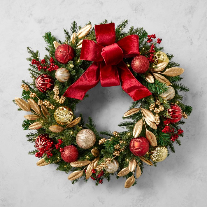 'Twas the Night Before Christmas UV Protected Pre-Lit Faux Wreath &amp; Garland | Williams-Sonoma