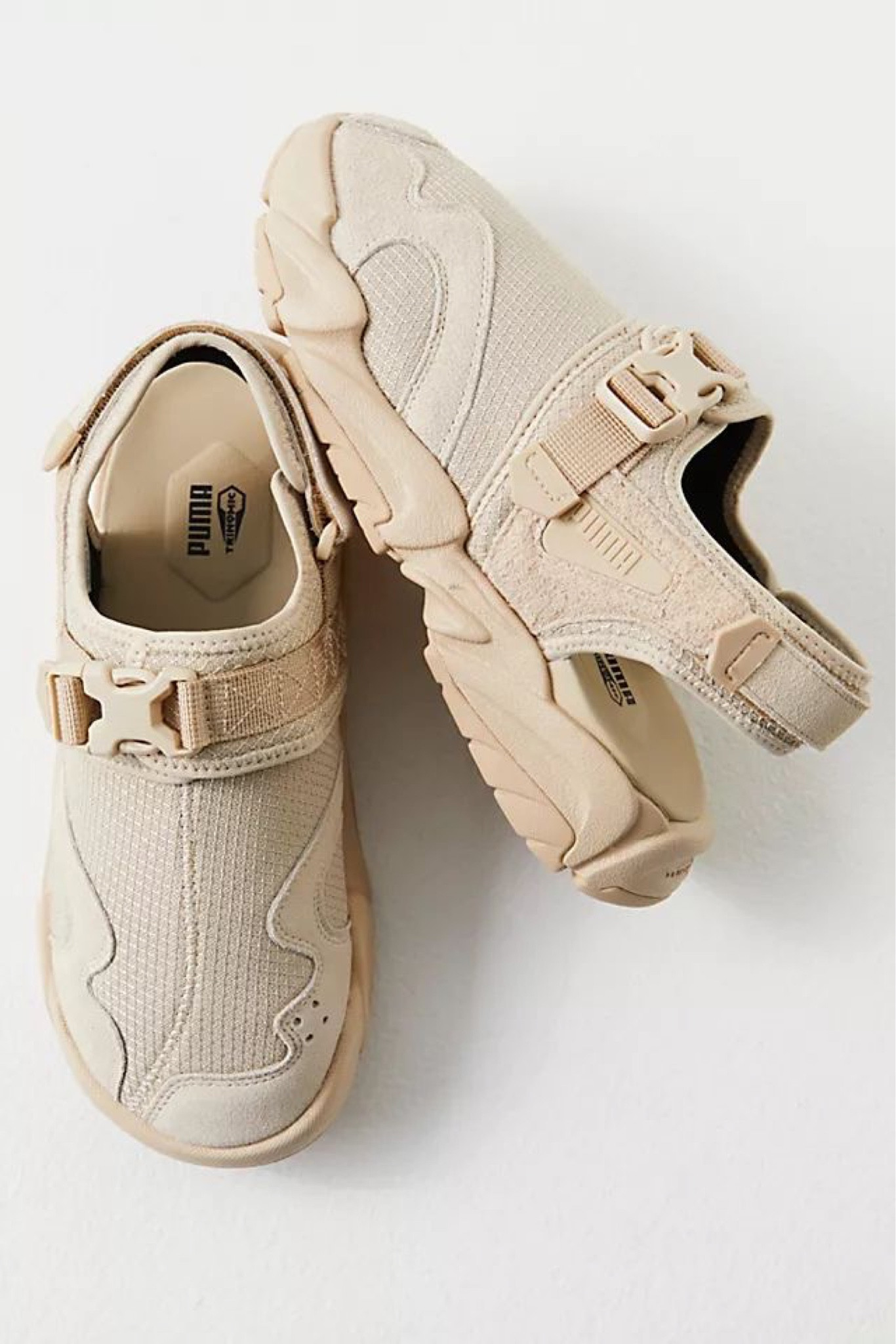 Obsessing over the athletic clog trend for fall 

#LTKstyletip #LTKSeasonal #LTKFind