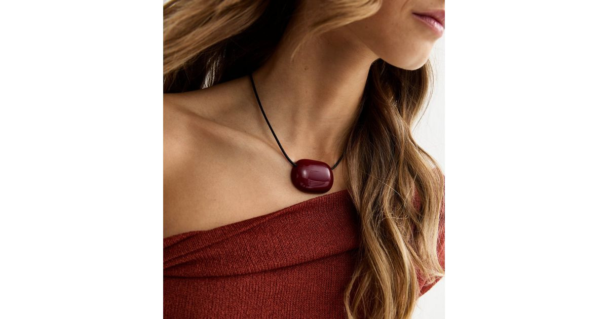 Dark Burgundy Resin Rope Necklace | New Look | New Look (UK)