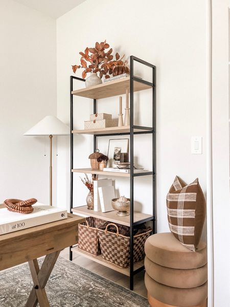 Fall shelf styling 🍂 
If you’ve been following along for a while then you know how much I look forward to styling this bookshelf every season. ☺️
When we moved, I considered selling it but then found a spot for it here in my home office and I’m so glad I kept it.

Comment ‘shop’ below to receive links from this post via DM. Happy Saturday everyone! 
•
•
•
#homedecor #homebody #autumnvibes #autumnmood #fallvibes #homeinspiration #homedecorating #sittingcorner #readingcorner #homeoffice 


#LTKSeasonal #LTKhome