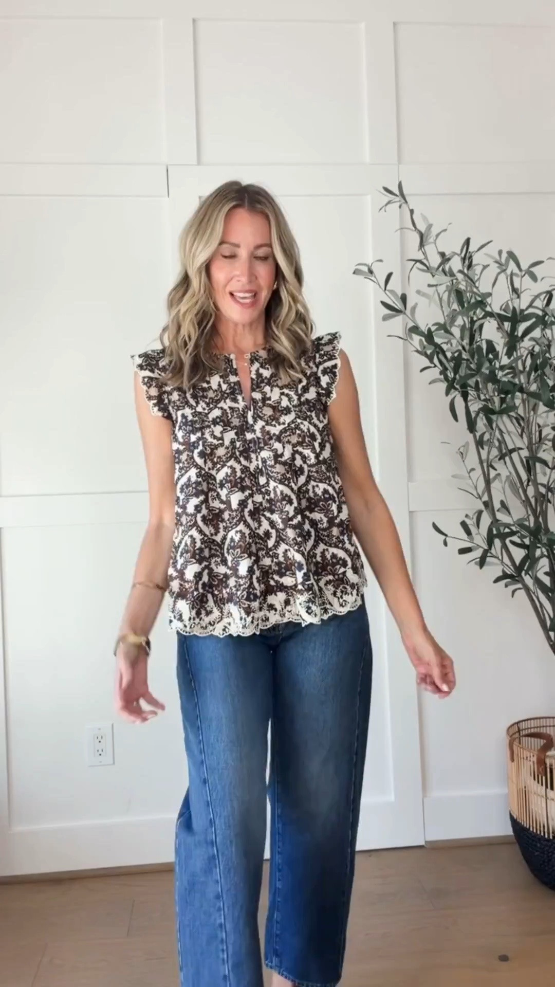 This printed flutter sleeve top is such a good fall option when it’s still warm outside. I love that it has enough detail to make jeans feel more styled, and the relaxed shape looks great worn untucked.

fall blouse, flutter sleeve top, printed fall top, no tuck top, jeans outfit, casual fall outfit, warm weather fall style, women’s fall tops, everyday fall outfit, fall workwear, transitional fall style, HauteandHumid

#LTKootd #LTKSeasonal #LTKOver40