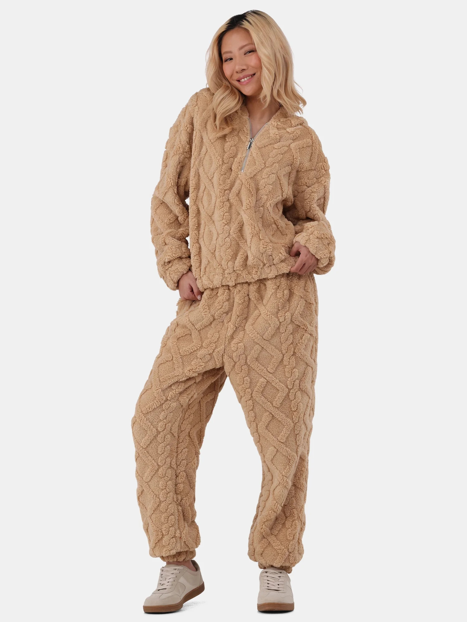 No Boundaries Embossed Fleece Hoodie & Joggers Set, 2-Piece, Women's | Walmart (US)