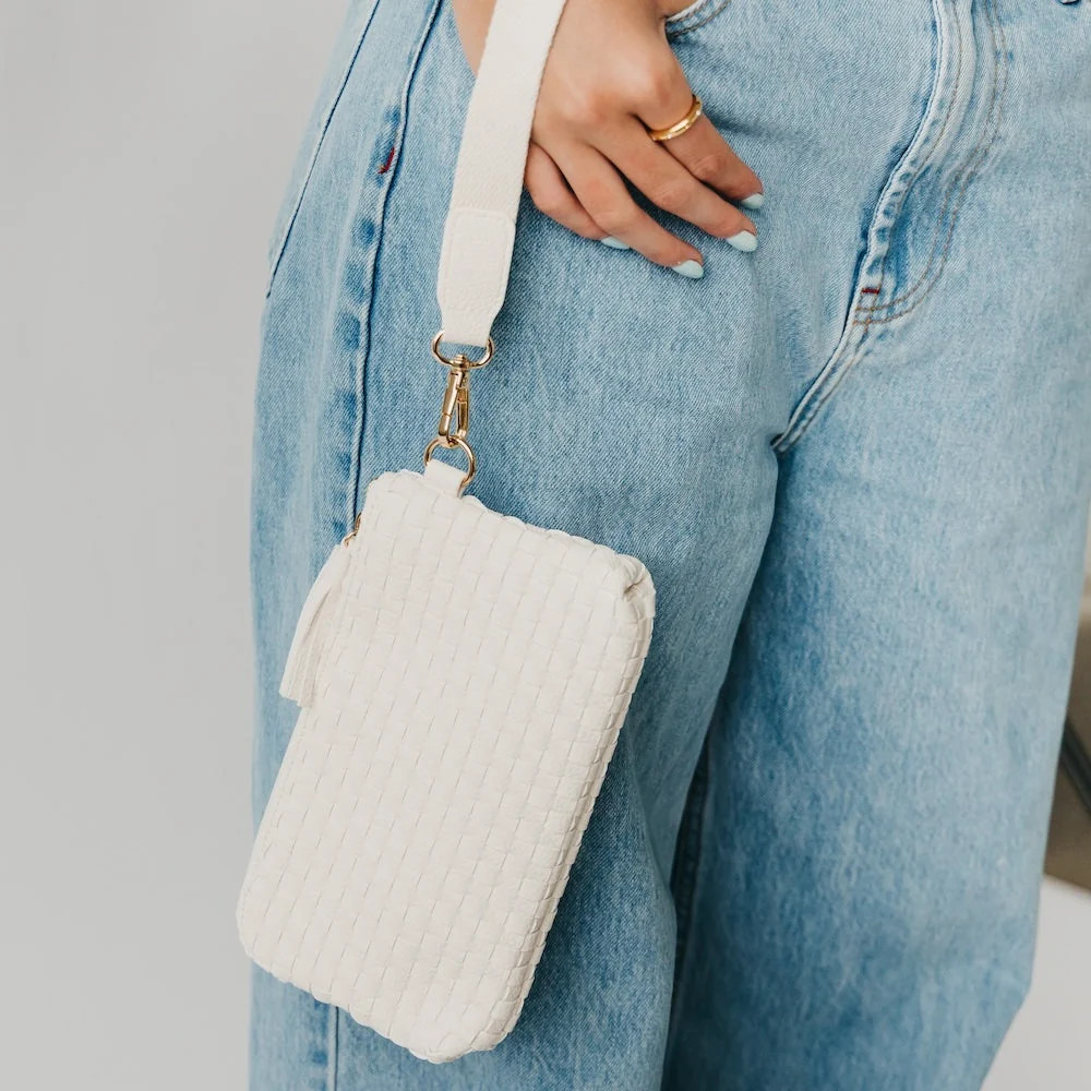 Emma Woven Clutch Wristlet | Pretty Simple
