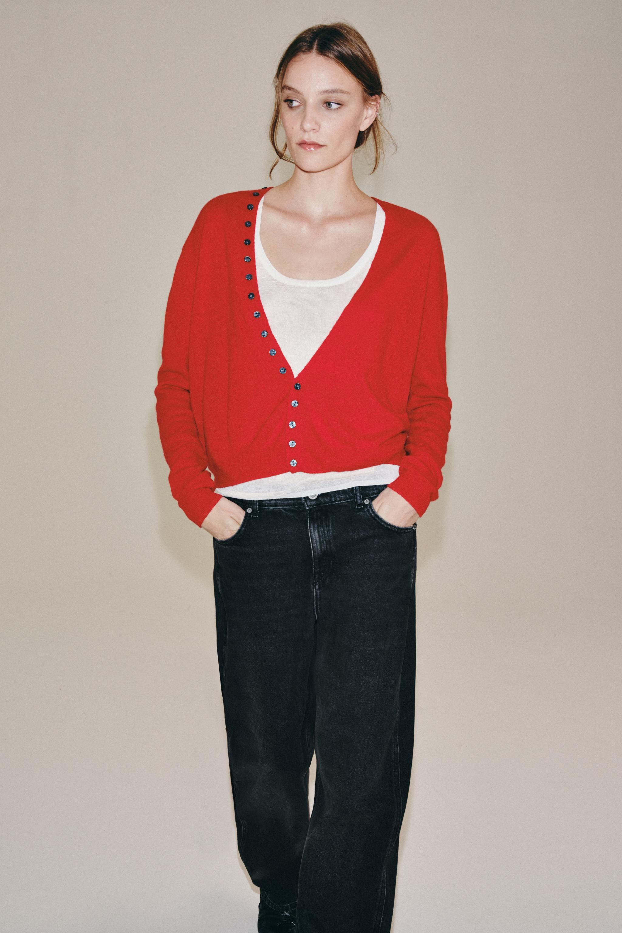 100% EXTRA SOFT WOOL V-NECK CARDIGAN | Zara US