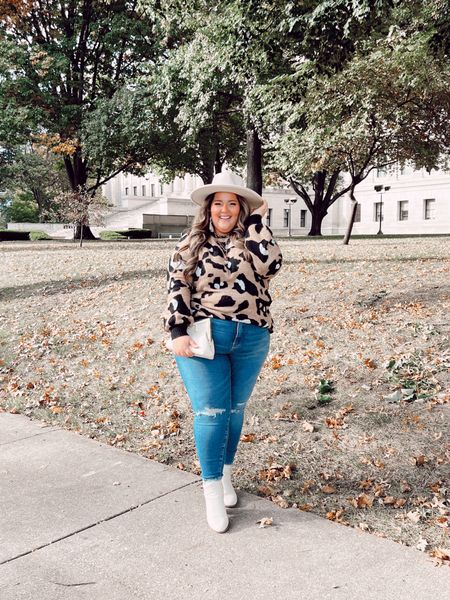 31 days of plus size outfits for Fall: DAY 15 🥰🧡

#LTKSeasonal #LTKstyletip #LTKcurves