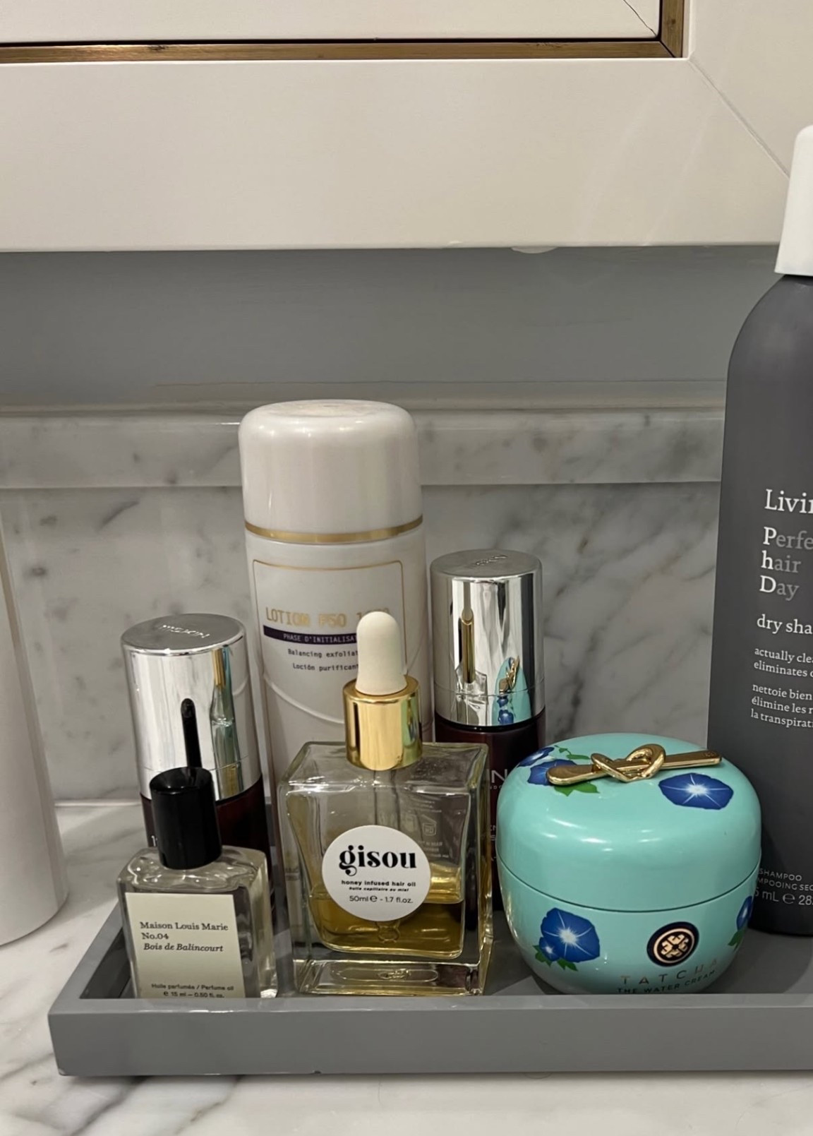 Skincare essentials whenever I travel. Keep it simple , I need some serum’s dry shampoo, hair oil, perfume and moisturizer ￼

#LTKdayinmylife #LTKBeauty #LTKgrwm