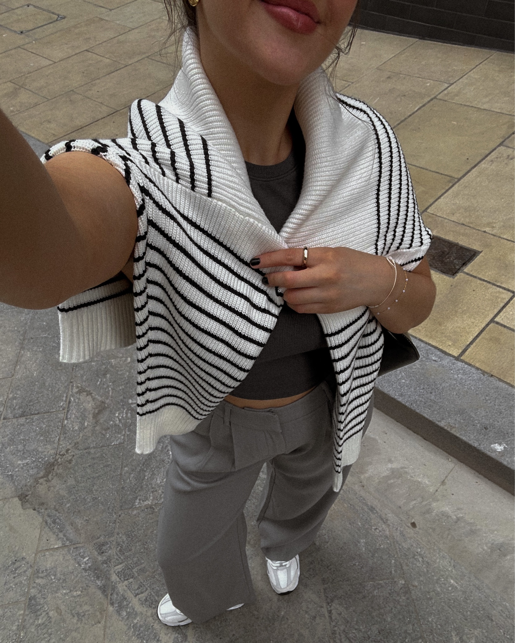 Bring on August + transitional fashion 🍂🫶🏼

The Hollister tank is in dark grey

Stripe sweater jumper
Grey trousers
White trainer outfits

#LTKSeasonal #LTKeurope
