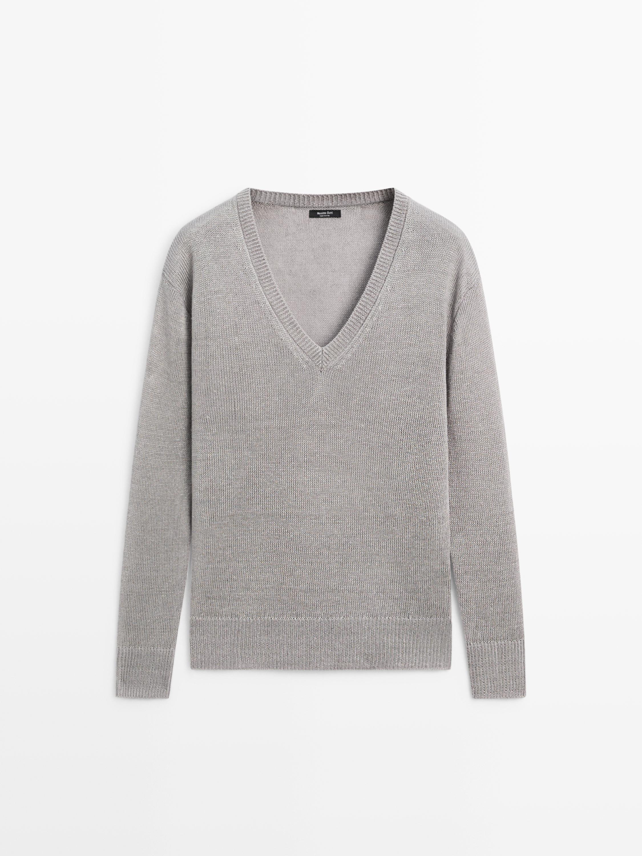Linen V-neck knit sweater | Massimo Dutti UK