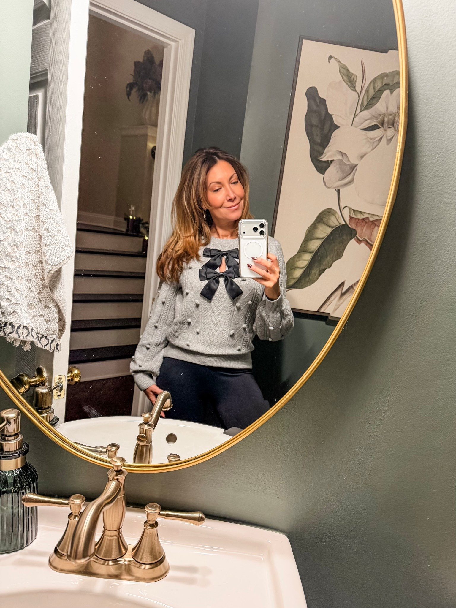 This holiday sweater is back in stock! It’s one of my favorites so grab it while you can ✨🎄

#LTKHoliday #LTKGiftGuide #LTKSaleAlert