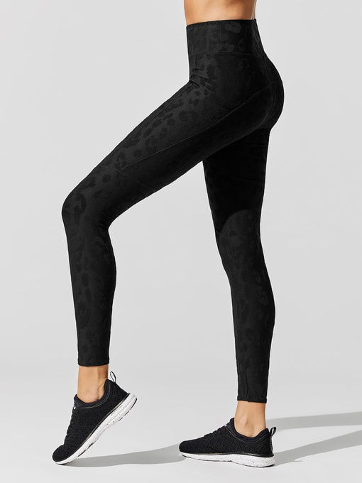 Active 3d Leopard Leggings in Black Leopard | Carbon38