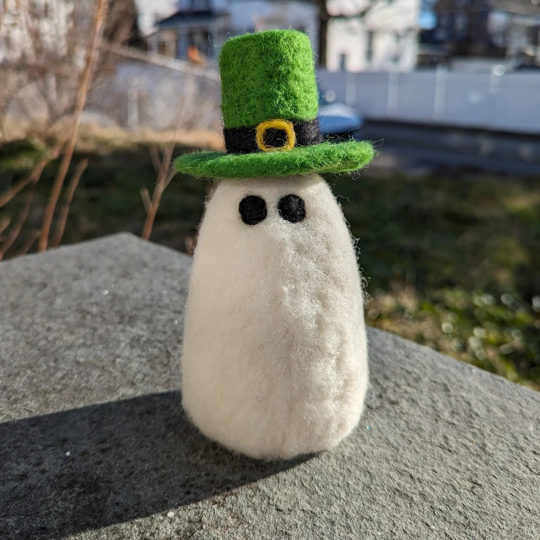 Needle Felted St. Patrick's Day Ghost | Cute Halloween Decoration | Funny Ghost Plushie - Etsy | Etsy (US)