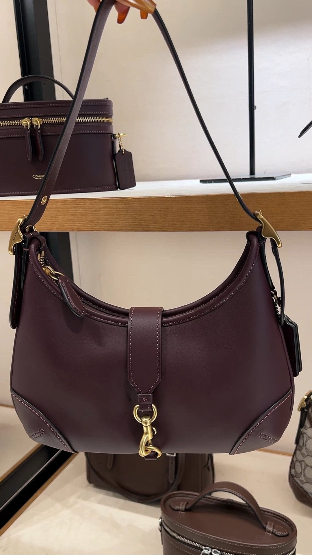 The Coach Hampton hobo has been reduced in price! Only for Black Currant, blue Jean purse and Green💚

Handbag, coach handbag, burgundy, purse, coach sale, handbag sale, affordable

#LTKgrwm #LTKSaleAlert #LTKootd