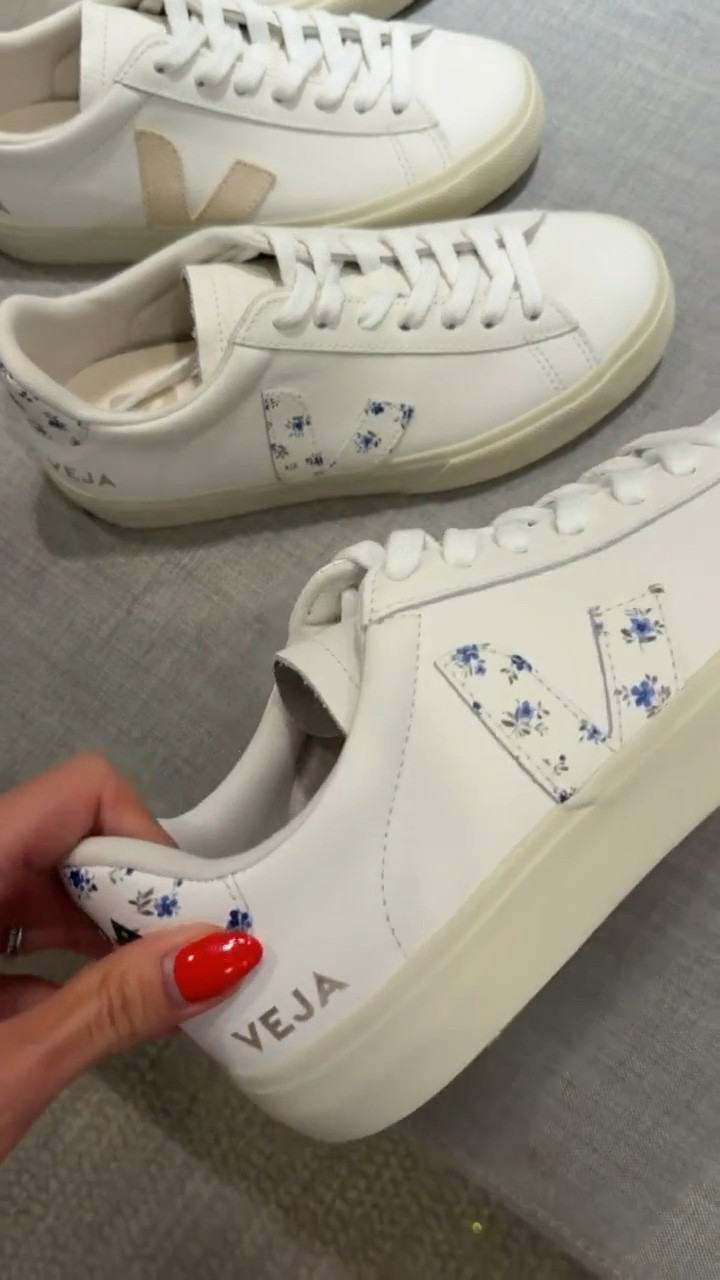Nordstrom Anniversary Sale, Veja Campo sneakers.