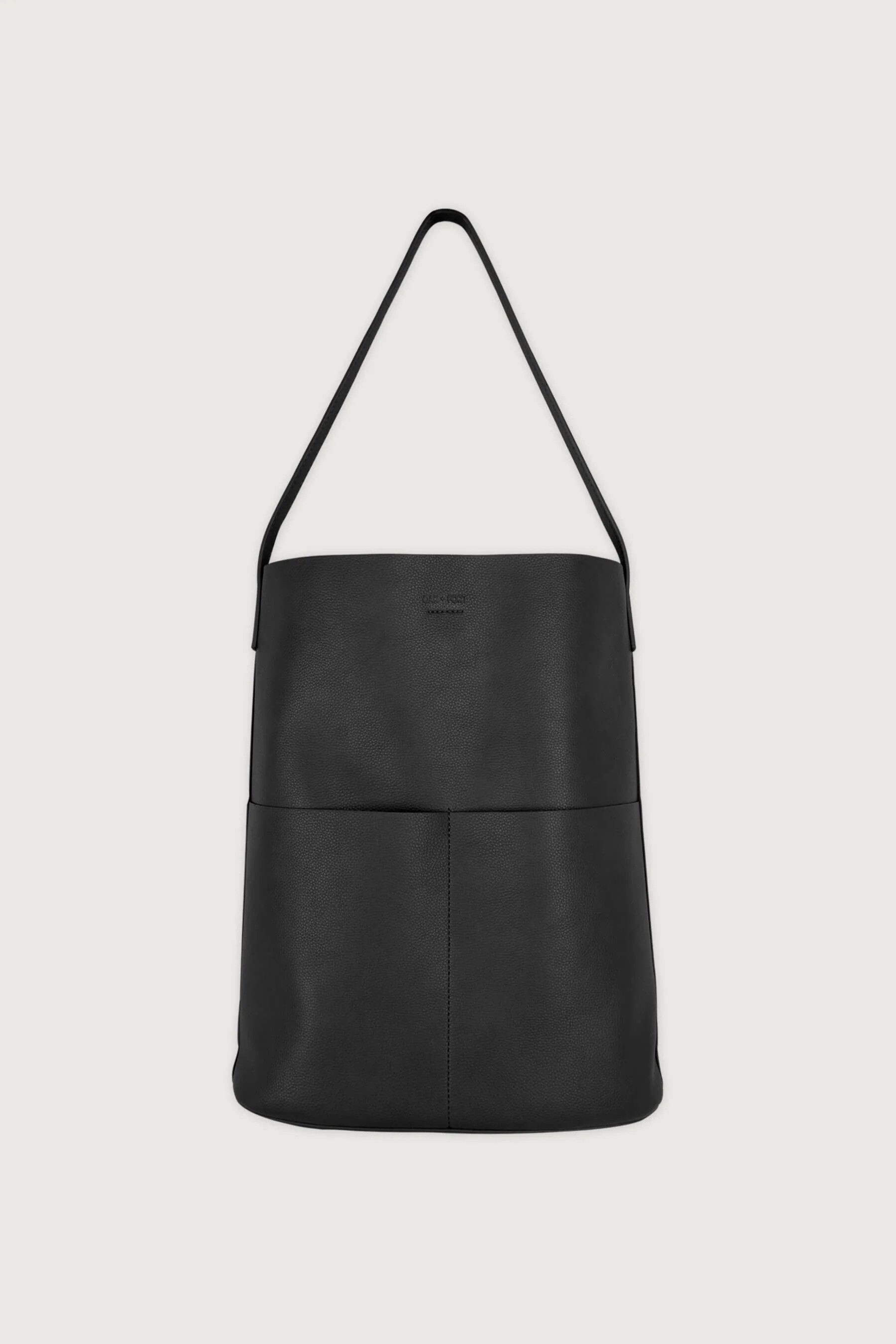 VEGAN LEATHER TOTE BAG | OAK + FORT
