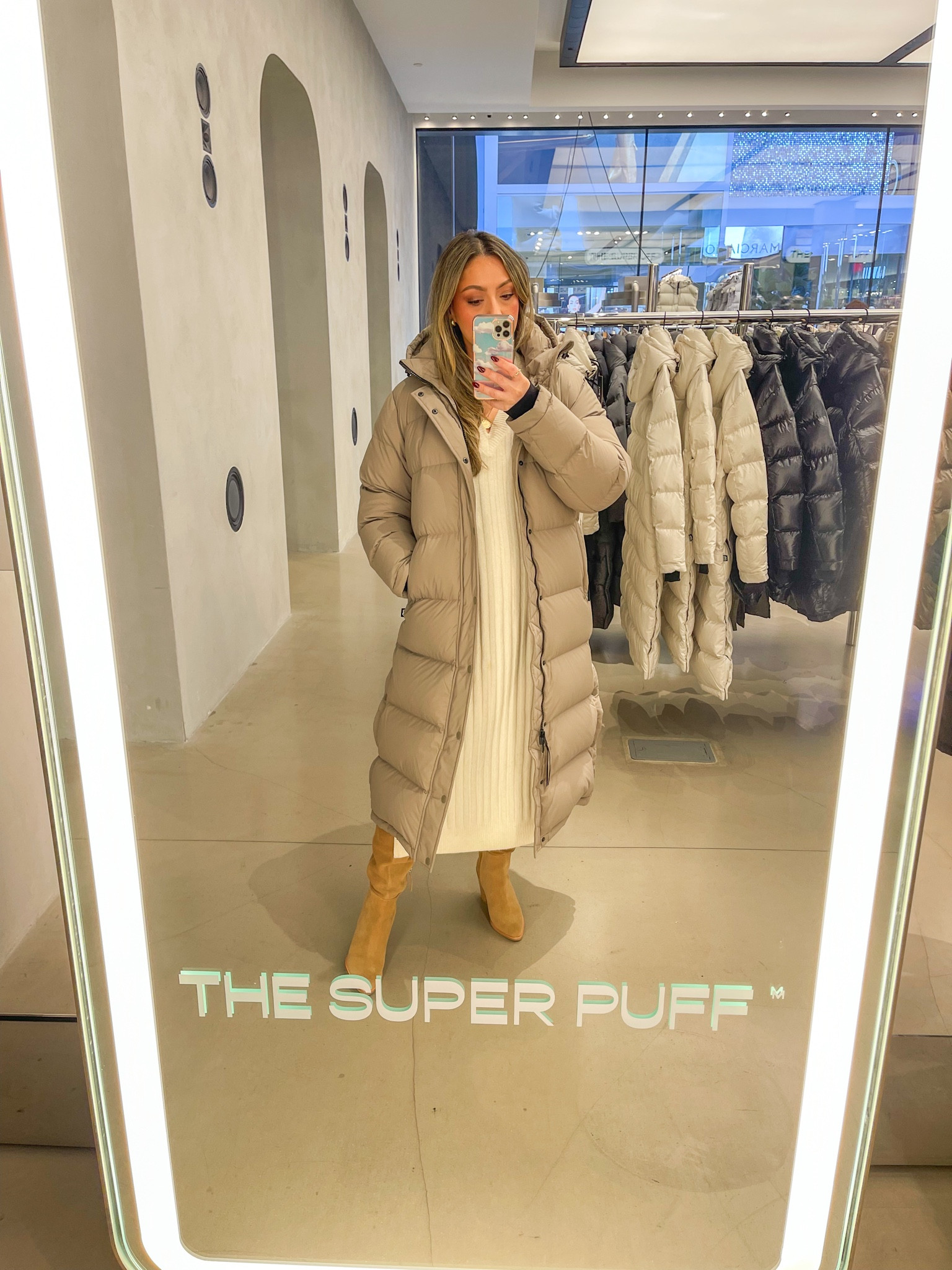 Aritzia super outlet long puff