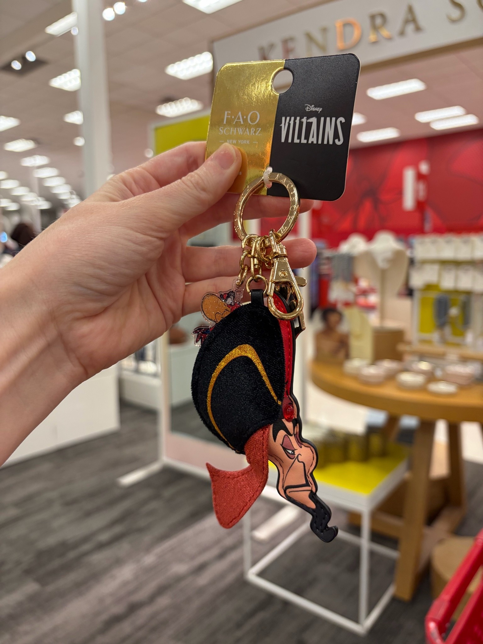 Karat bag charm from Target

#LTKootd #LTKSeasonal #LTKTravel