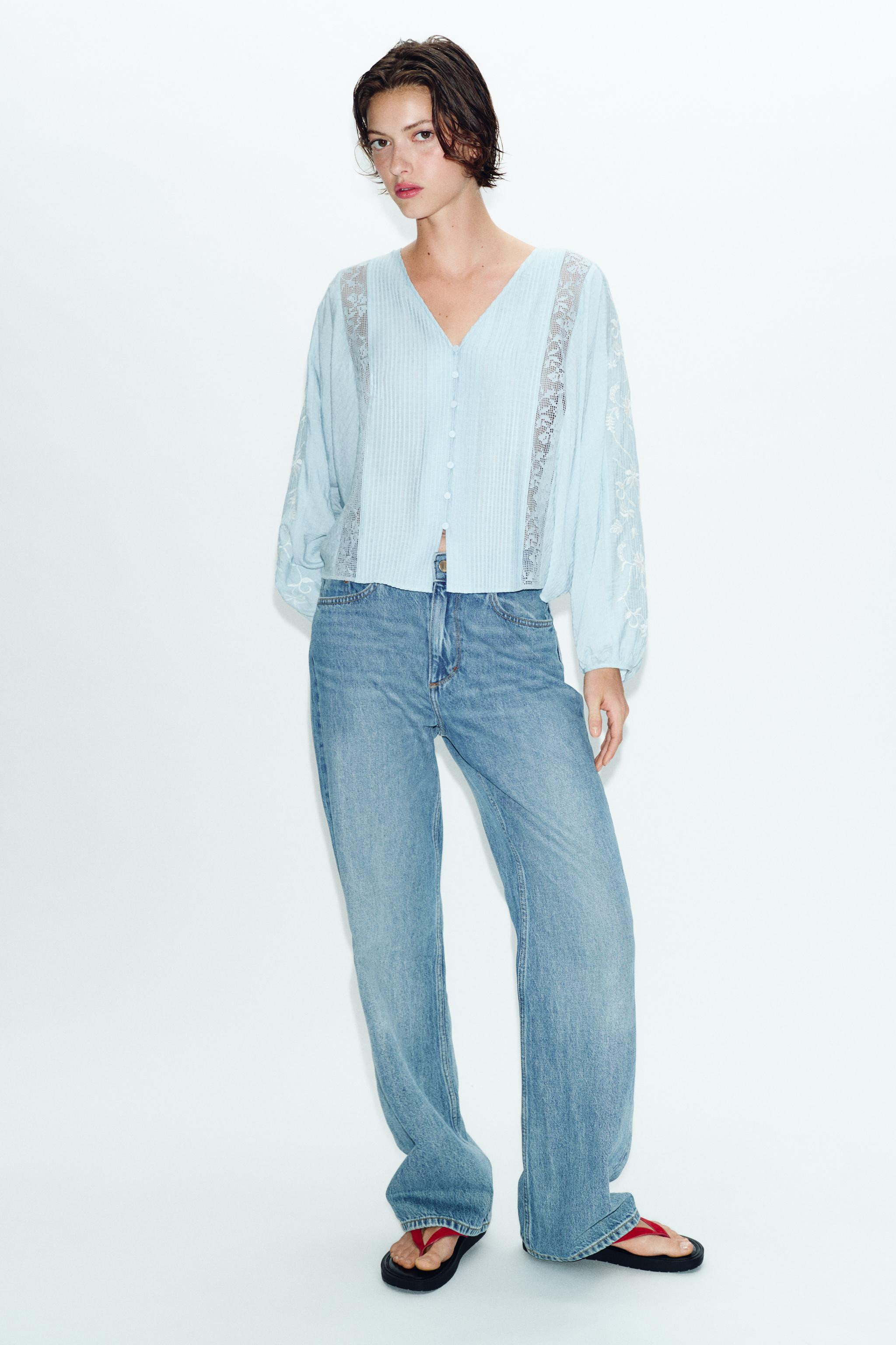 CONTRAST EMBROIDERED BLOUSE | Zara US