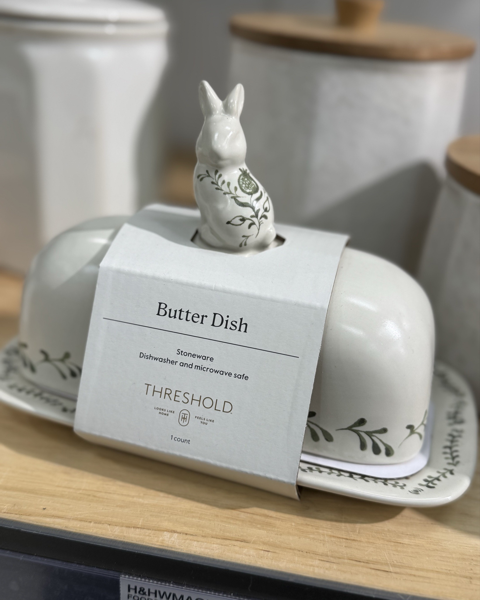 Target SPRING finds I am loving! Gorgeous spring pieces at Target - Threshold
Hearth and Hand
Studio McGee
Kitchen accessories and decor, outdoor wreath, spring vases, artwork


#LTKHome #LTKSpringSale #LTKSeasonal