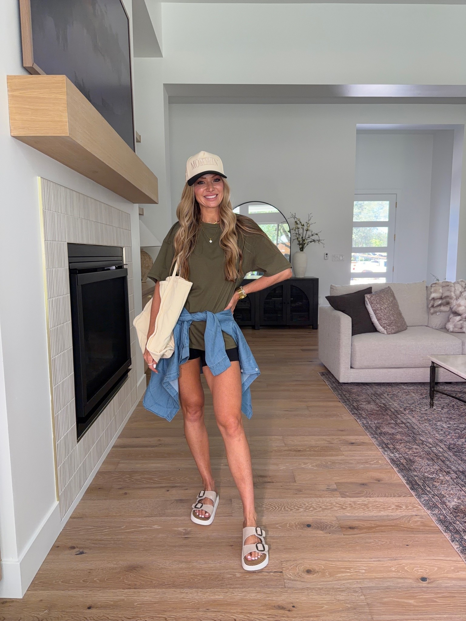 My favorite Amazon outfit ideas lately. 🤍 
Comment AMAZON and I’ll send you the details 

Easy, comfortable, affordable, and perfect for everything from errands to summer vacations. These are the pieces I keep reaching for!

Which look is your favorite: 1, 2, 3, or 4? ☀️

#amazonfashion #amazonfinds #summerstyle #casualoutfits #momstyle