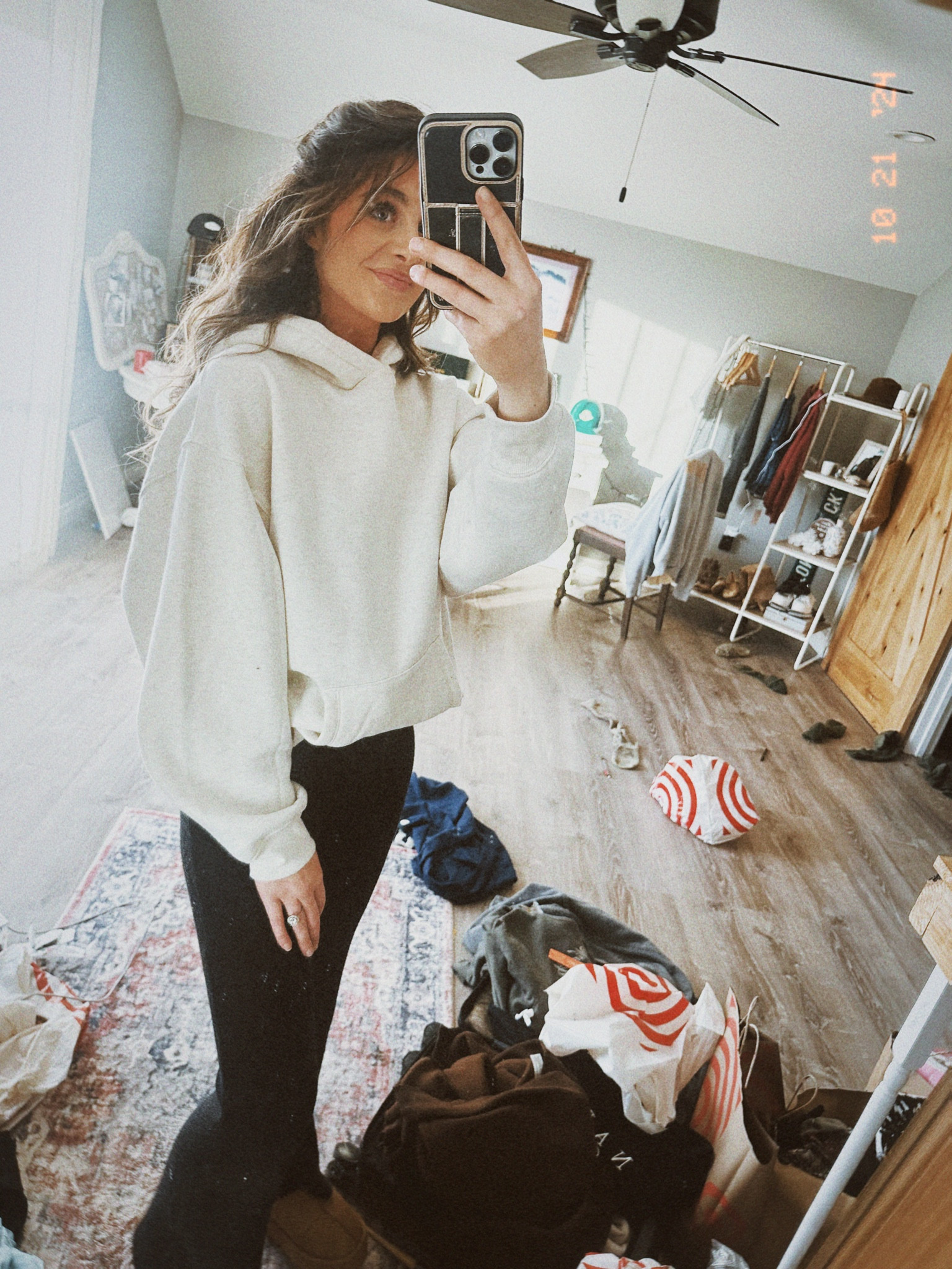 comfiest hoodies ever! The fit is so good and comes in multiple colors perfect for fall ⭐️ runs oversized! 

#LTKFindsUnder50 #LTKSeasonal #LTKStyleTip