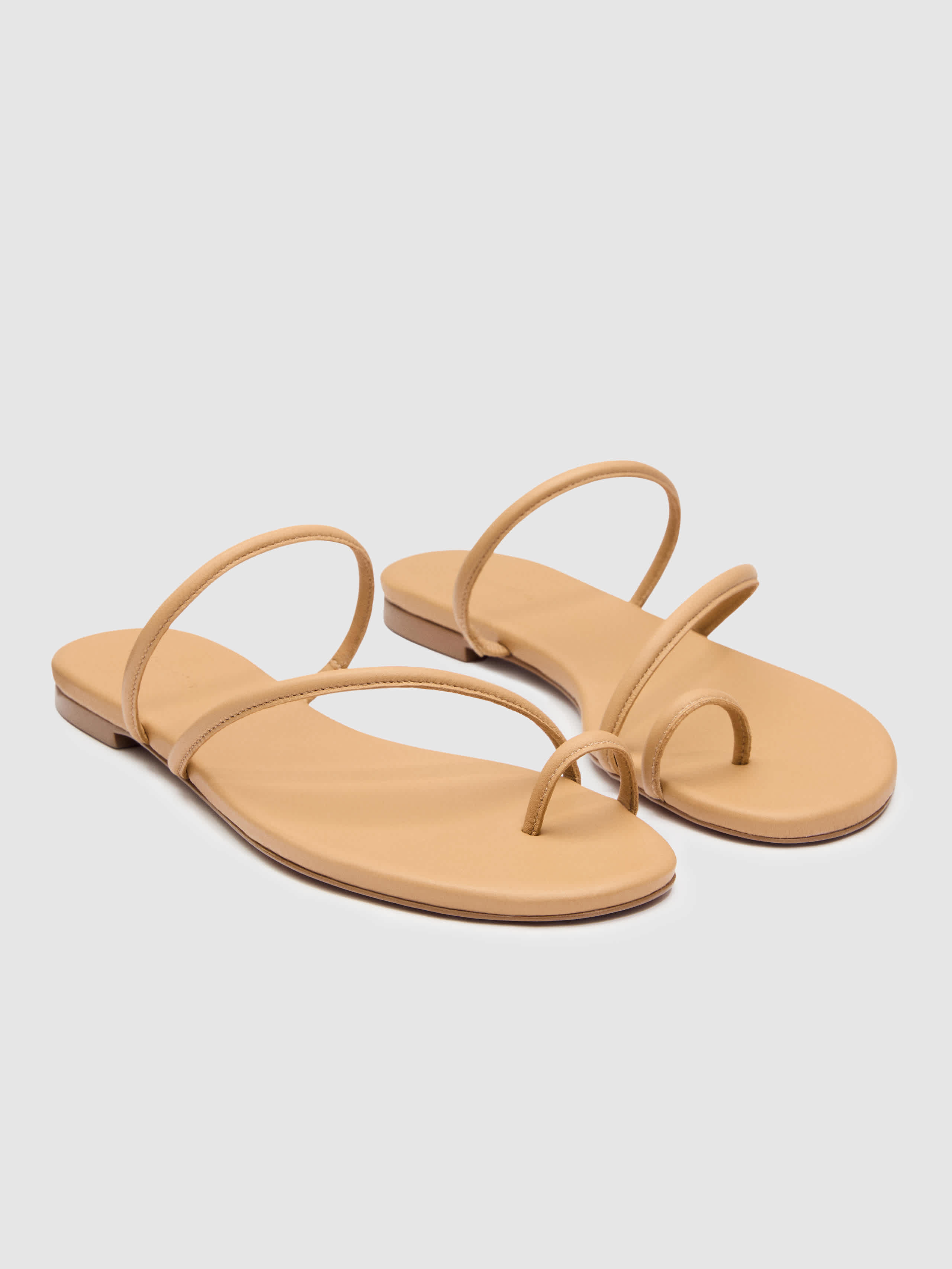 Reformation Ludo Toe Ring Strappy Flat Sandal Natural 5 | Reformation (Global)