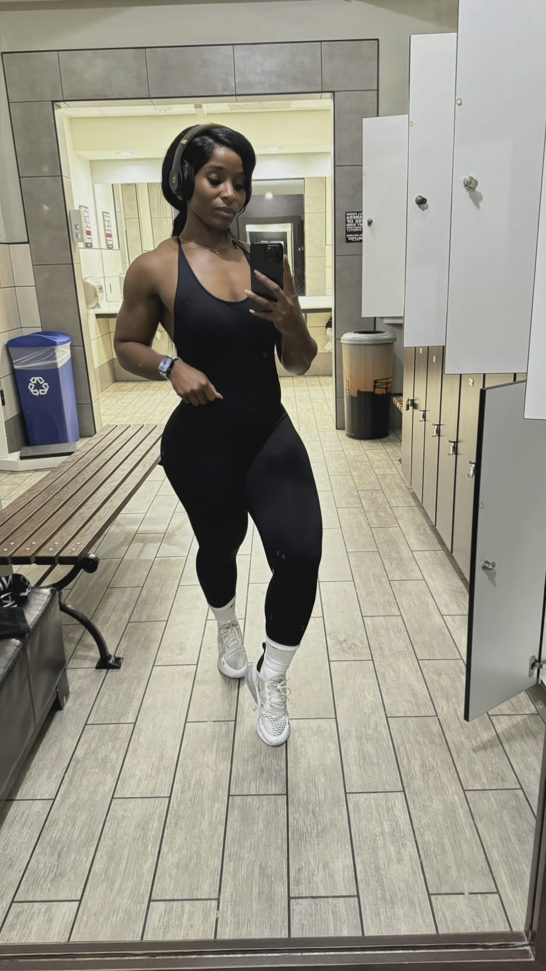 Getting into the Bodysuits

#LTKActive #LTKFitness #LTKVideo