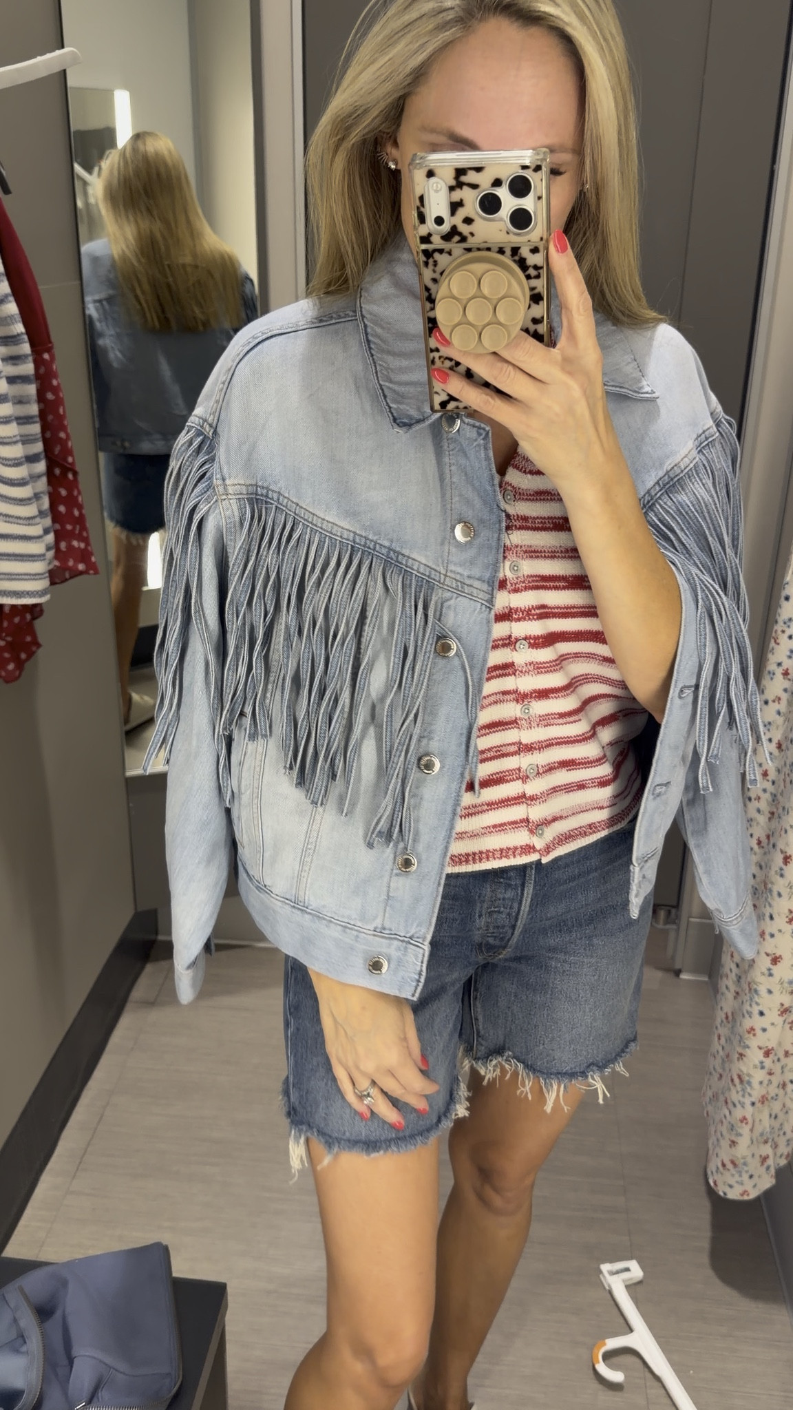 Favorite Jean jacket 😍😍😍

#LTKgrwm #LTKootd #LTKdayinmylife