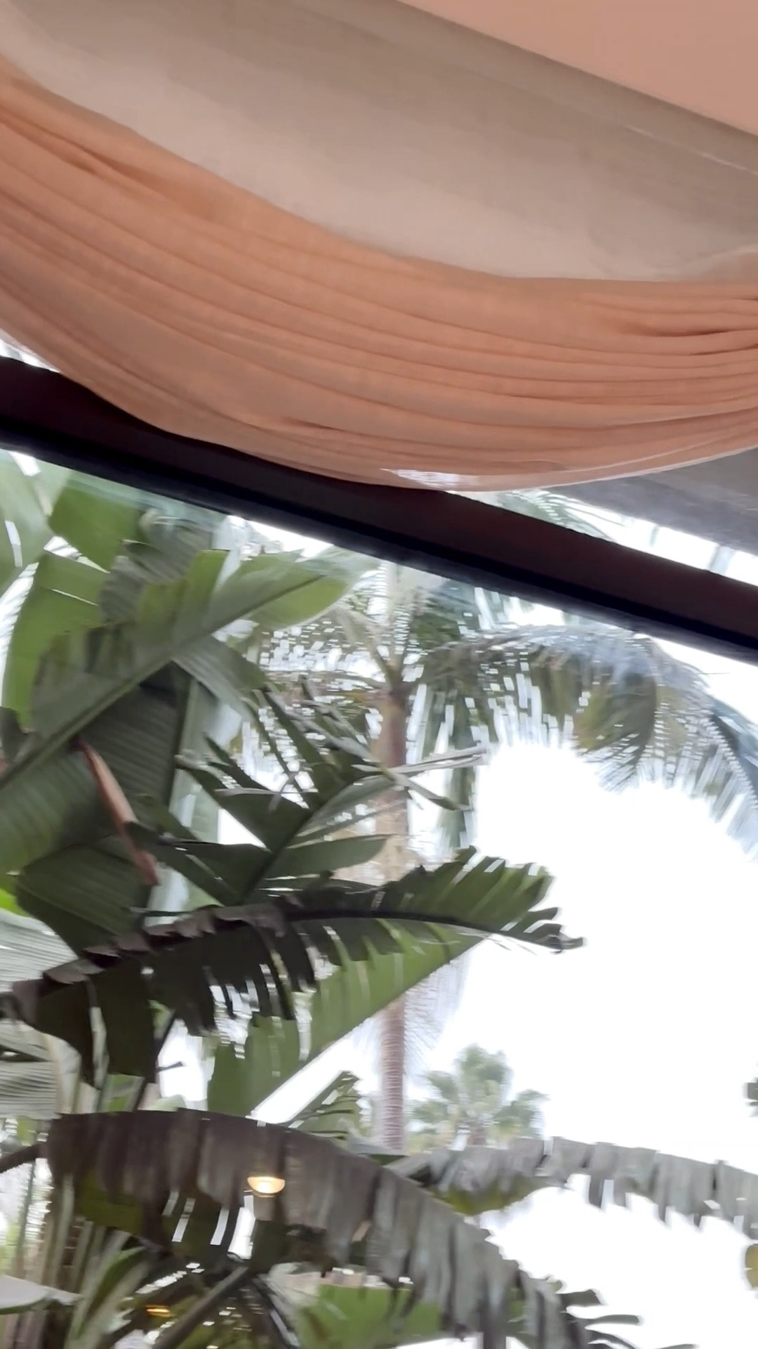 Wake up to elegance — Roman shades soften the morning light, adding elegance while creating a serene, restful atmosphere. ✨💛

#LuxuryLiving #RomanShades #ElegantInteriors #MorningBliss #SereneSpaces #HomeSanctuary #RefinedComfort #InteriorLuxury

#LTKHoliday #LTKHome