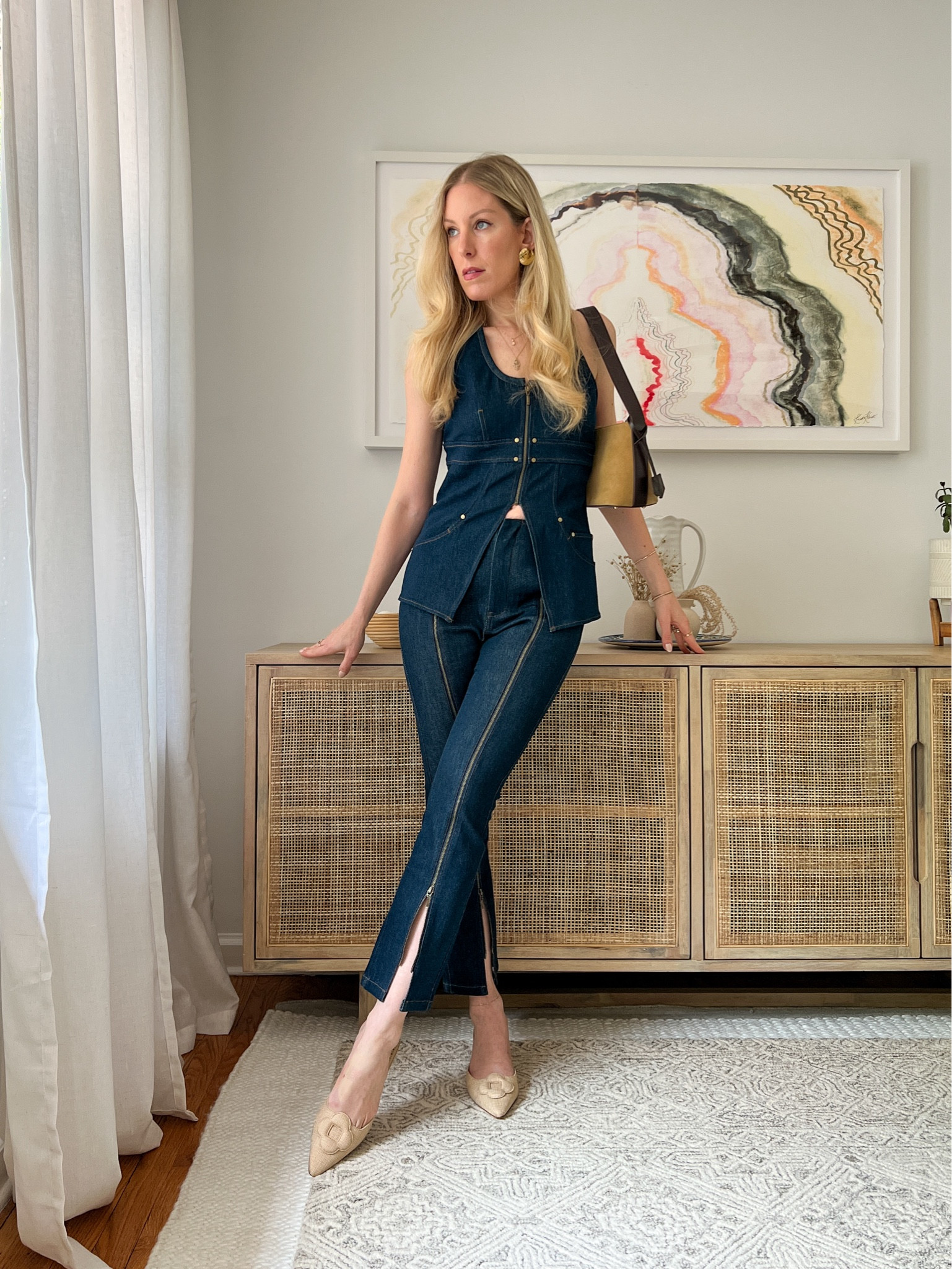 🫶🏻 Get 12% off FABRIQUE with the code FABLIZ12 🫶🏻

I've been a fan of Fabrique for a while now because I'm discovering so many cool designers from all over the world that have designed for major brands you probably have shopped from or have wanted to own. Each item is a limited edition run, made exclusively for their site and everything is so beautifully designed, made to last and unlike anything you'd find anywhere else. 



#LTKSaleAlert #LTKOver40 #LTKSummerSales