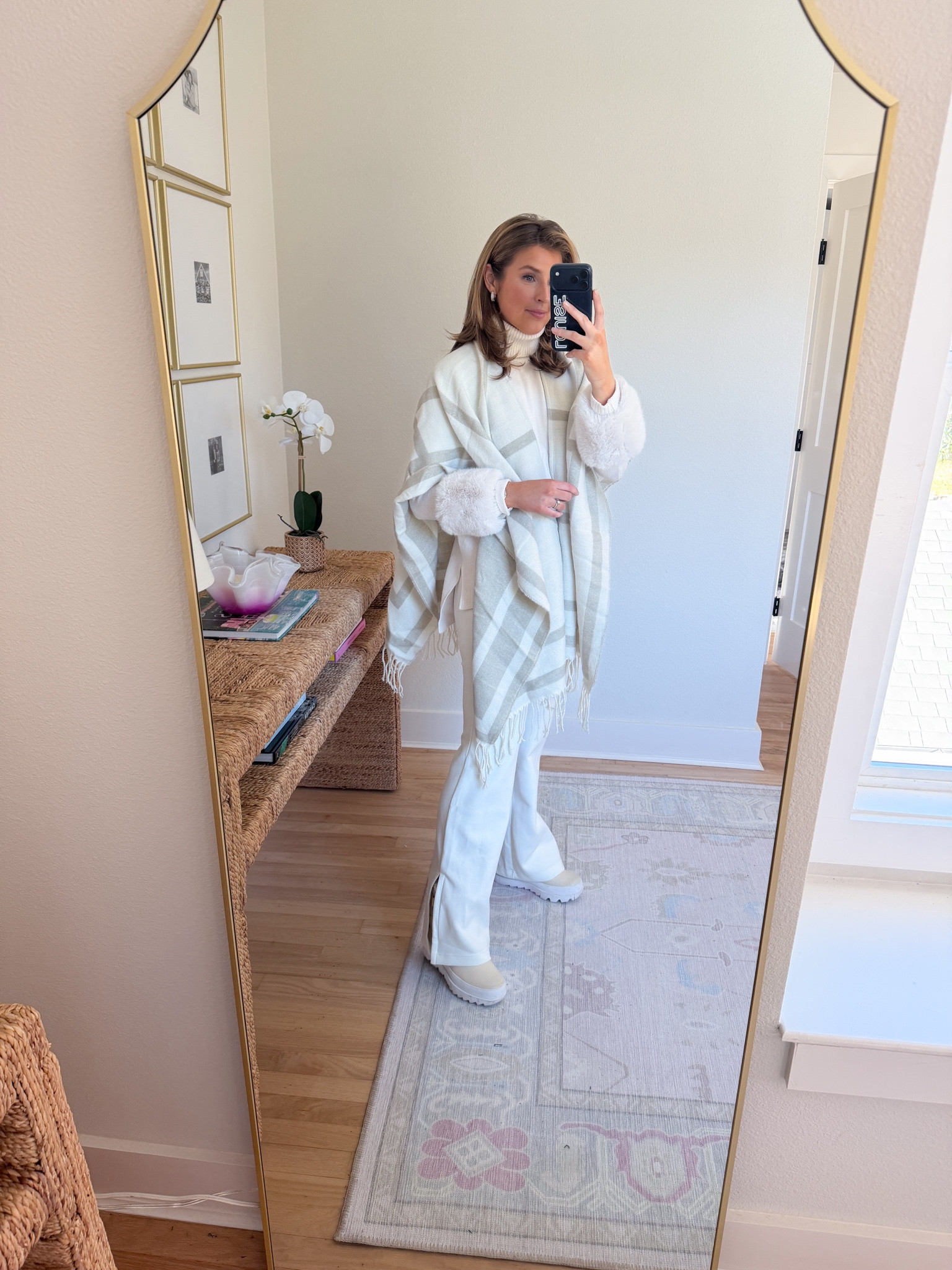 Winter skit trip outfit idea! Exact sweater and wrap are old linked similar!