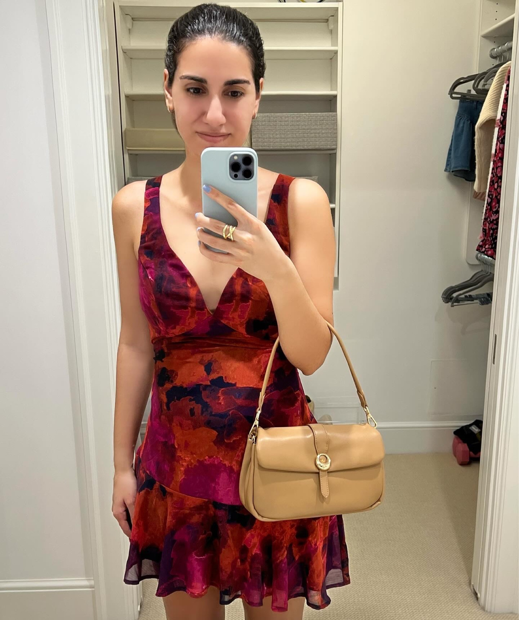 When your outfit mirrors your mood—vibrant and full of life! 🌺❤️💜 @lulus #lovelulus #lulusambassador

#LTKStyleTip #LTKFindsUnder100 #LTKItBag