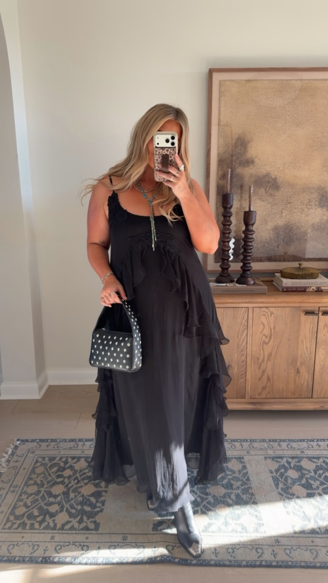 Giving Ella Langley!!! Wearing a size XL 🖤

#LTKMidsize