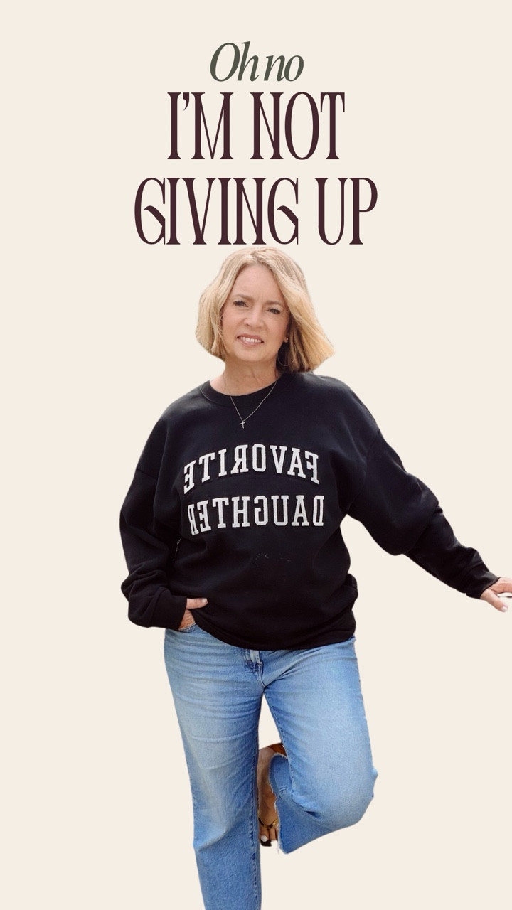 Comment PIXIE for my favorites. 
🖤🤍🖤🤍🖤🤍

#elevatedmidlife #modernchicmidlife #over45style #modernmidlifecool #blackandwhitespring

Comment PIXIE below to receive a DM with the link to this post on my LTK ⬇ https://liketk.it/62mQe