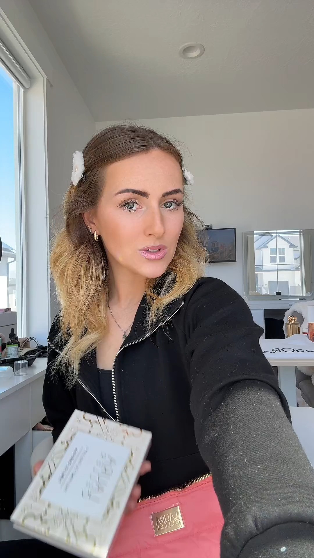 LAURA GELLER NEW YORK Cosmetic Products

Note: Alternative Bundle Product Tag 

 #LTKxMadewell #LTKgrwm #LTKBeauty