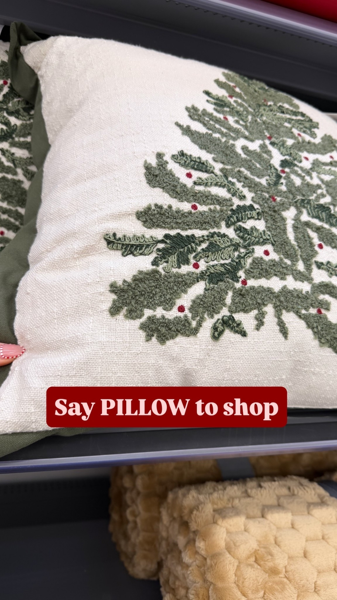 Cute Christmas pillow! Could you l use s as winter decor too!! 🌲♥️

#LTKHoliday #LTKHome